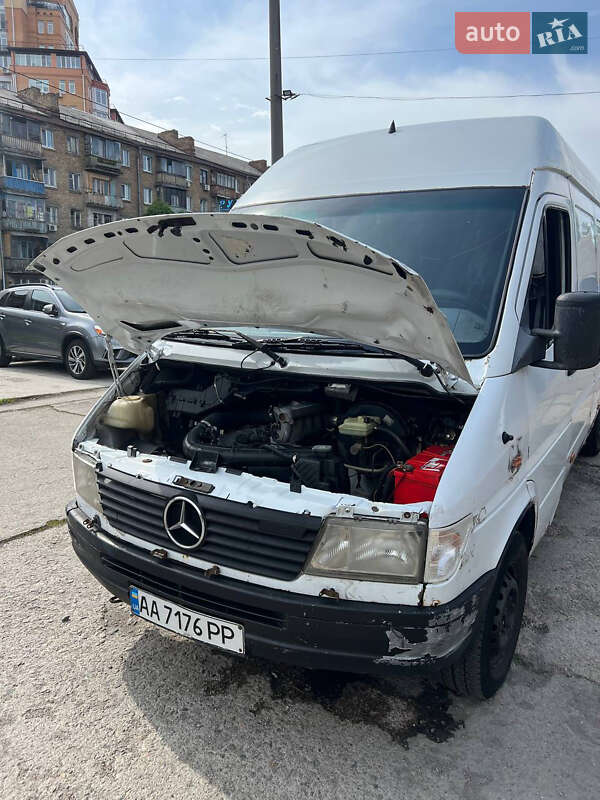 Грузовой фургон Mercedes-Benz Sprinter 1999 в Киеве
