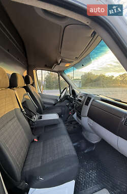 Грузовой фургон Mercedes-Benz Sprinter 2014 в  фото 12 Грузовой фургон Mercedes-Benz Sprinter 2014 в