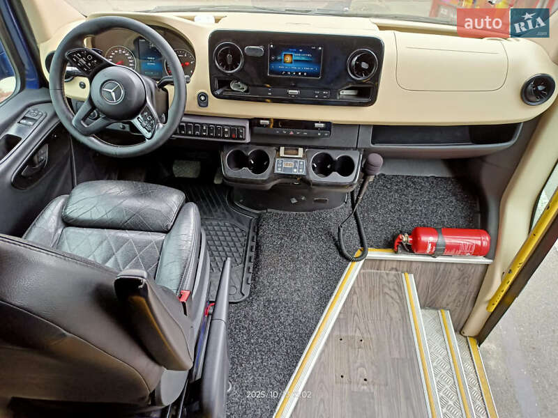 Туристический / Междугородний автобус Mercedes-Benz Sprinter 2019 в Киеве