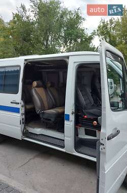 Микроавтобус Mercedes-Benz Sprinter 2005 в  фото 7 Микроавтобус Mercedes-Benz Sprinter 2005 в