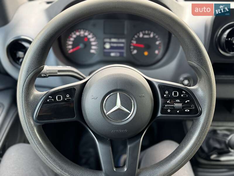Вантажний фургон Mercedes-Benz Sprinter 2019 в Житомирі фото 36 Вантажний фургон Mercedes-Benz Sprinter 2019 в Житомирі