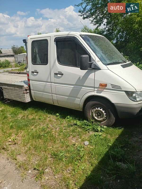 Эвакуатор Mercedes-Benz Sprinter 2006 в Фастове