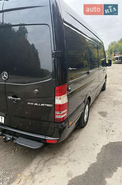 Мікроавтобус Mercedes-Benz Sprinter 2015 в  фото 52 Мікроавтобус Mercedes-Benz Sprinter 2015 в