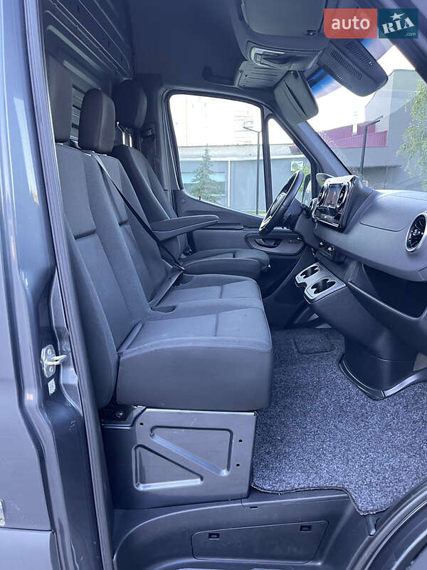 Вантажний фургон Mercedes-Benz Sprinter 2020 в Луцьку