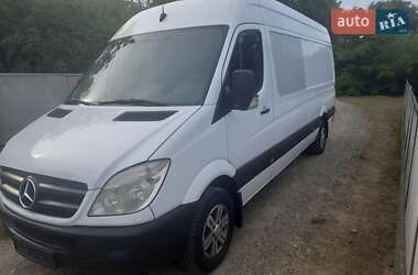 Вантажний фургон Mercedes-Benz Sprinter 2012 в  фото 2 Вантажний фургон Mercedes-Benz Sprinter 2012 в