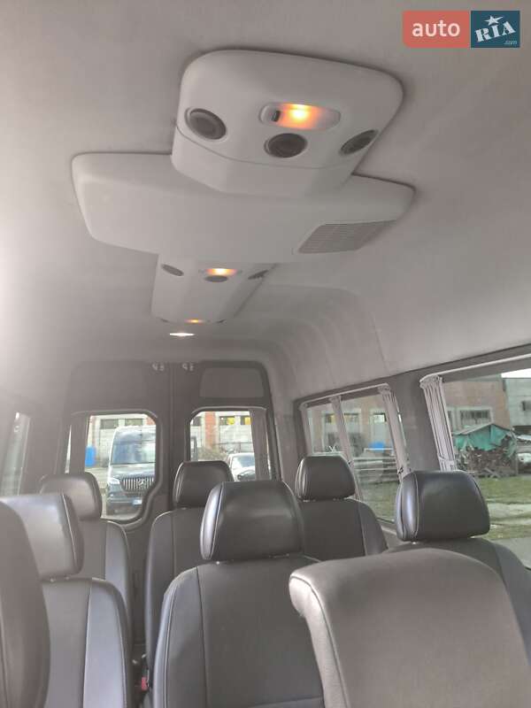 Микроавтобус Mercedes-Benz Sprinter 2014 в Львове фото 18 Микроавтобус Mercedes-Benz Sprinter 2014 в Львове
