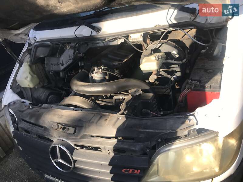 Інші вантажівки Mercedes-Benz Sprinter 2001 в Хусті фото 8 Інші вантажівки Mercedes-Benz Sprinter 2001 в Хусті