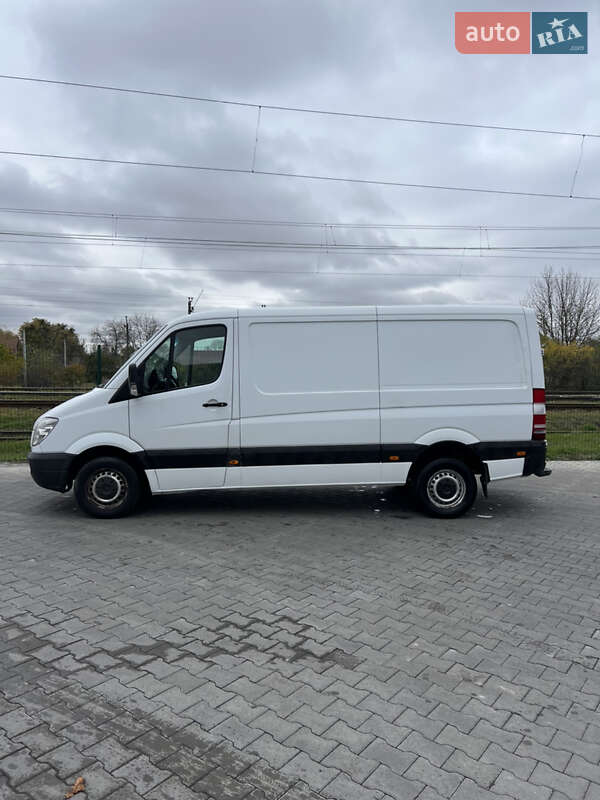 Вантажний фургон Mercedes-Benz Sprinter 2009 в Звягелі фото 5 Вантажний фургон Mercedes-Benz Sprinter 2009 в Звягелі