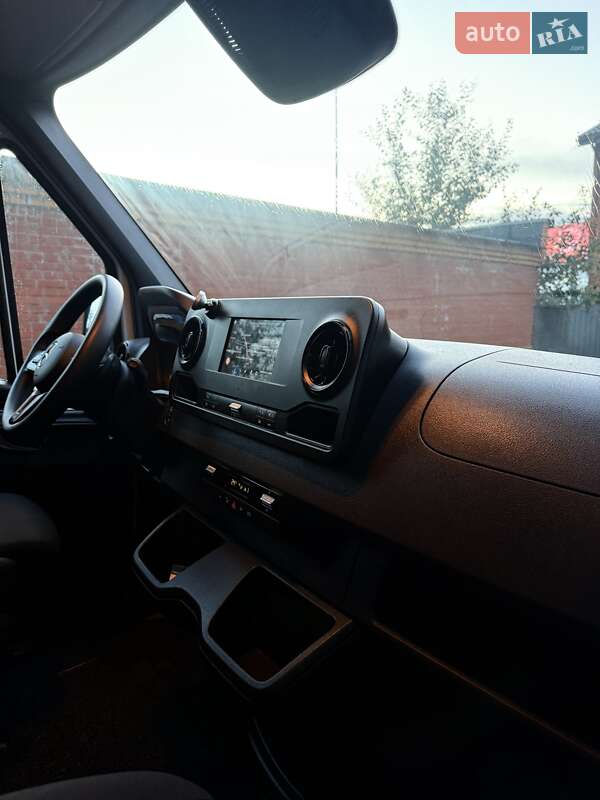 Вантажний фургон Mercedes-Benz Sprinter 2020 в Києві фото 39 Вантажний фургон Mercedes-Benz Sprinter 2020 в Києві