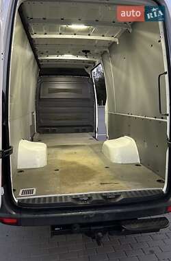 Вантажний фургон Mercedes-Benz Sprinter 2013 в 