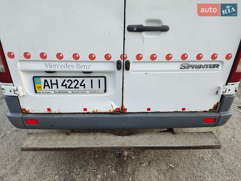 Вантажний фургон Mercedes-Benz Sprinter 2006 в Кропивницькому