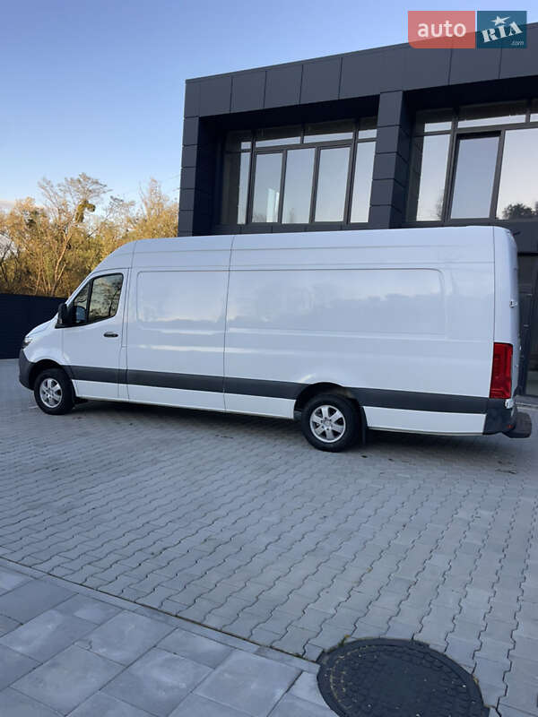 Грузовой фургон Mercedes-Benz Sprinter 2020 в Черновцах