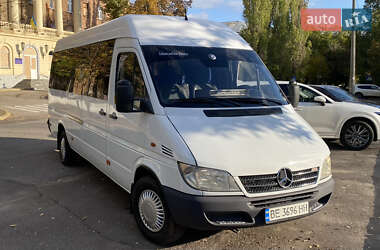 Міський автобус Mercedes-Benz Sprinter 2000 в Миколаєві