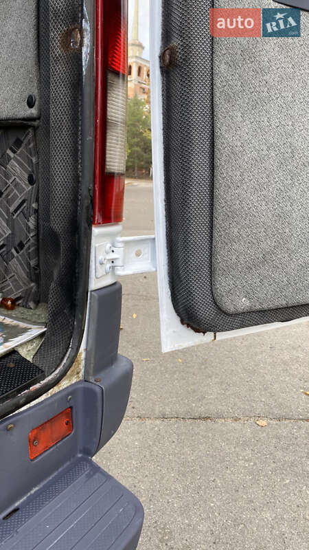 Городской автобус Mercedes-Benz Sprinter 2000 в Николаеве фото 26 Городской автобус Mercedes-Benz Sprinter 2000 в Николаеве