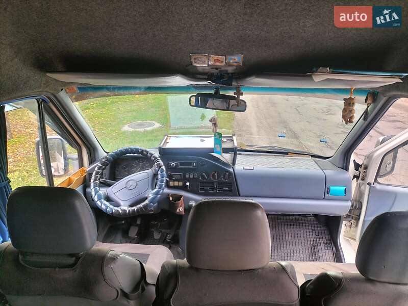 Мікроавтобус Mercedes-Benz Sprinter 1998 в Кам'янському фото 2 Мікроавтобус Mercedes-Benz Sprinter 1998 в Кам'янському