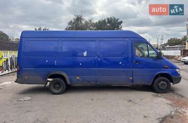 Микроавтобус грузовой (до 3,5т) Mercedes-Benz Sprinter 2003 в  фото 6 Микроавтобус грузовой (до 3,5т) Mercedes-Benz Sprinter 2003 в