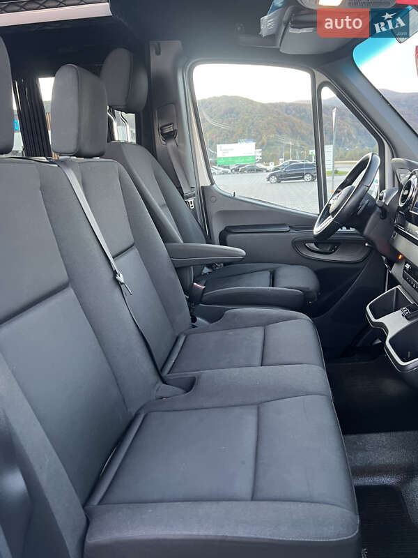 Микроавтобус Mercedes-Benz Sprinter 2019 в Хусте фото 61 Микроавтобус Mercedes-Benz Sprinter 2019 в Хусте