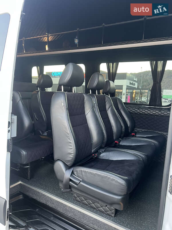 Микроавтобус Mercedes-Benz Sprinter 2019 в Хусте фото 67 Микроавтобус Mercedes-Benz Sprinter 2019 в Хусте