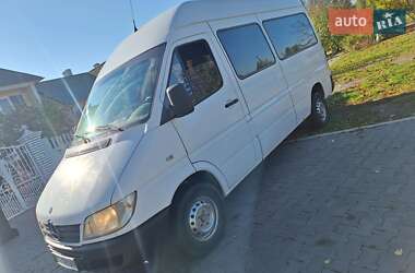 Микроавтобус Mercedes-Benz Sprinter 2005 в  фото 19 Микроавтобус Mercedes-Benz Sprinter 2005 в