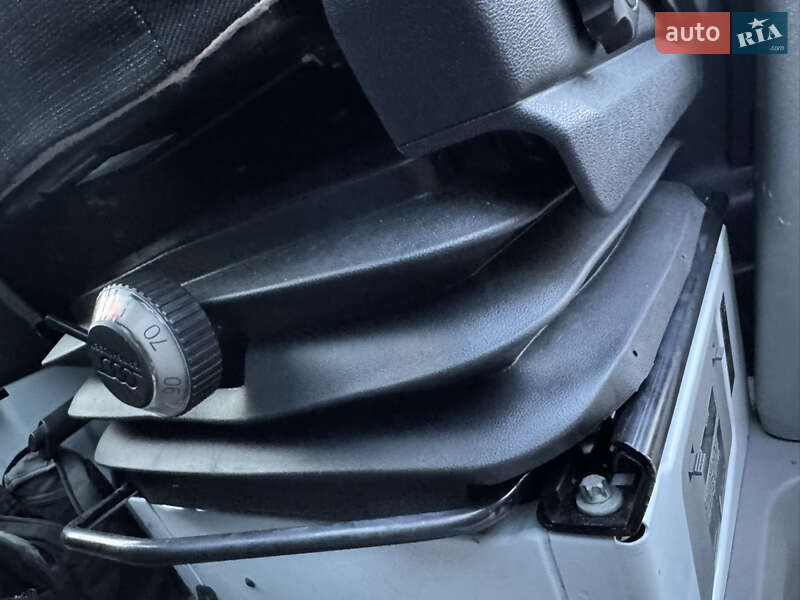 Вантажний фургон Mercedes-Benz Sprinter 2014 в Луцьку фото 10 Вантажний фургон Mercedes-Benz Sprinter 2014 в Луцьку