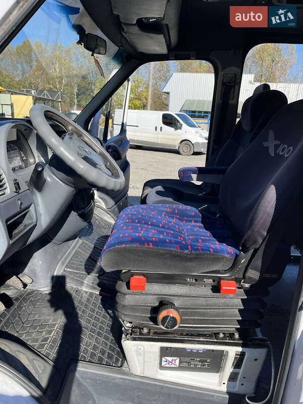 Микроавтобус Mercedes-Benz Sprinter 2006 в Хмельницком фото 31 Микроавтобус Mercedes-Benz Sprinter 2006 в Хмельницком