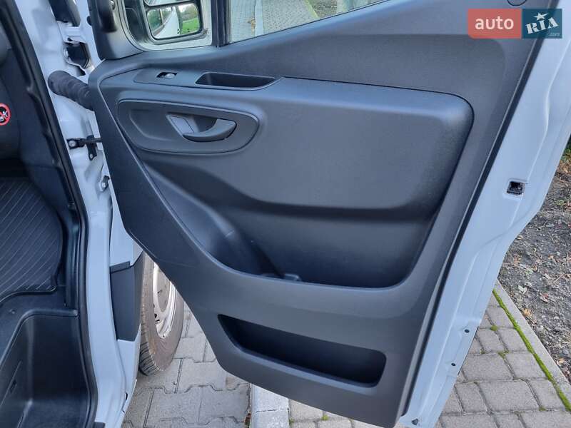 Вантажний фургон Mercedes-Benz Sprinter 2022 в Чернівцях