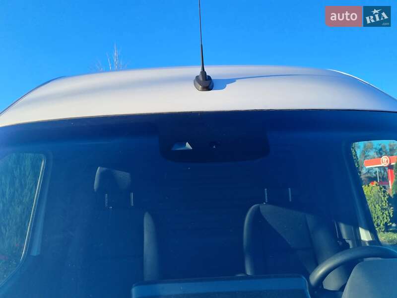 Вантажний фургон Mercedes-Benz Sprinter 2022 в Чернівцях