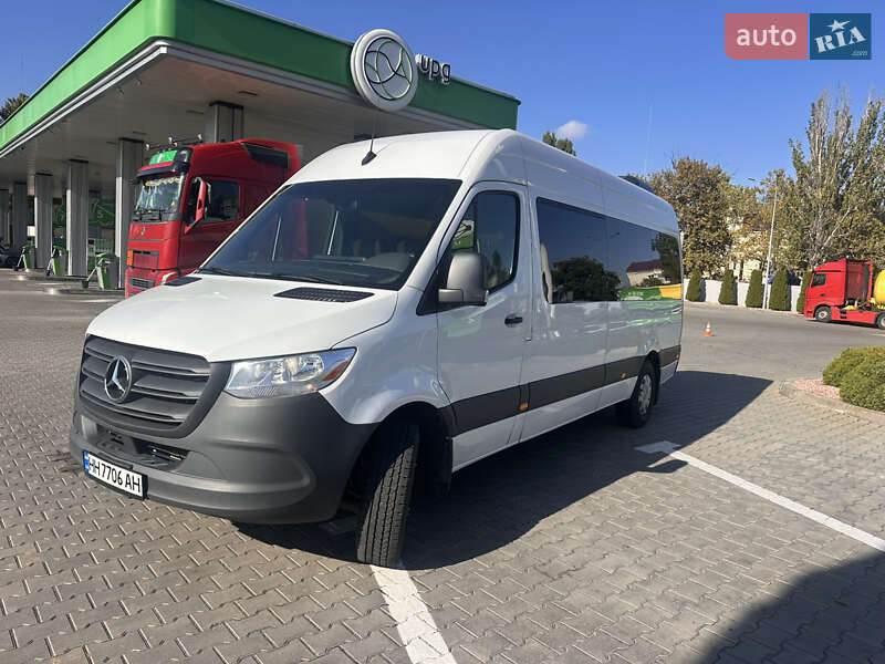 Туристический / Междугородний автобус Mercedes-Benz Sprinter 2022 в Одессе