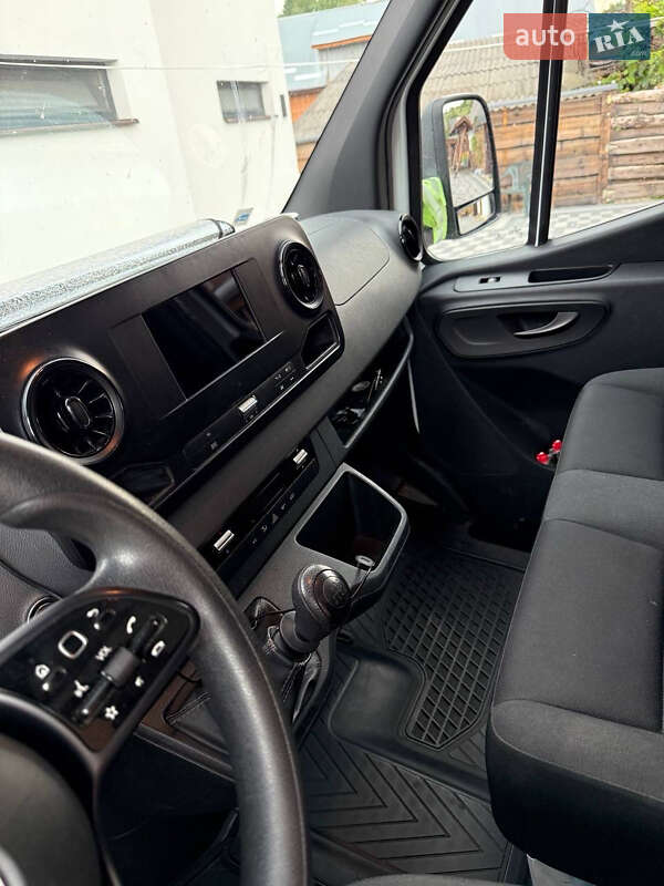 Евакуатор Mercedes-Benz Sprinter 2018 в Львові