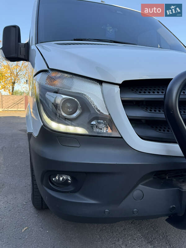Грузовой фургон Mercedes-Benz Sprinter 2014 в Ровно фото 12 Грузовой фургон Mercedes-Benz Sprinter 2014 в Ровно
