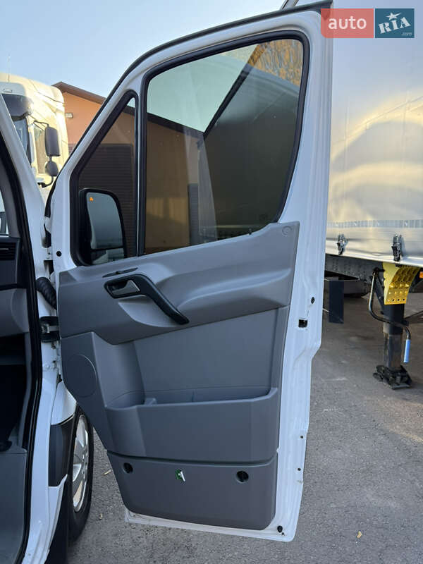 Грузовой фургон Mercedes-Benz Sprinter 2014 в Ровно фото 32 Грузовой фургон Mercedes-Benz Sprinter 2014 в Ровно
