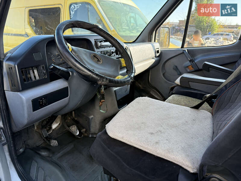 Вантажний фургон Mercedes-Benz Sprinter 1999 в Вінниці