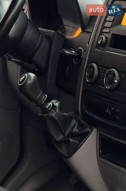 Вантажний фургон Mercedes-Benz Sprinter 2015 в 