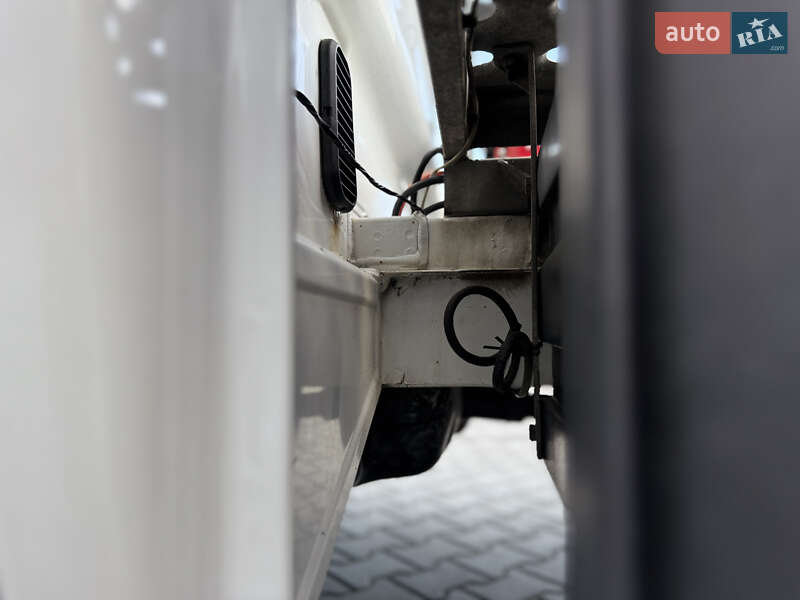 Платформа Mercedes-Benz Sprinter 2015 в Чернівцях фото 36 Платформа Mercedes-Benz Sprinter 2015 в Чернівцях
