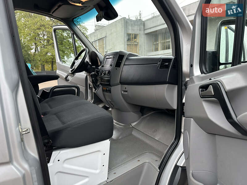 Вантажний фургон Mercedes-Benz Sprinter 2016 в Бердичеві фото 16 Вантажний фургон Mercedes-Benz Sprinter 2016 в Бердичеві