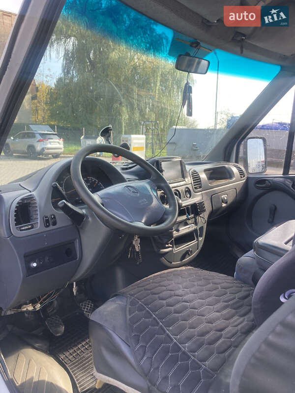 Грузопассажирский фургон Mercedes-Benz Sprinter 2001 в Черновцах фото 11 Грузопассажирский фургон Mercedes-Benz Sprinter 2001 в Черновцах