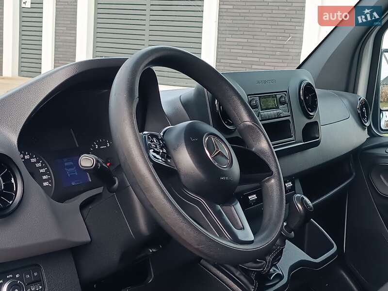 Вантажний фургон Mercedes-Benz Sprinter 2019 в Ковелі фото 5 Вантажний фургон Mercedes-Benz Sprinter 2019 в Ковелі