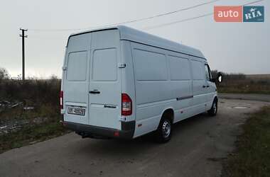 Вантажний фургон Mercedes-Benz Sprinter 2004 в 