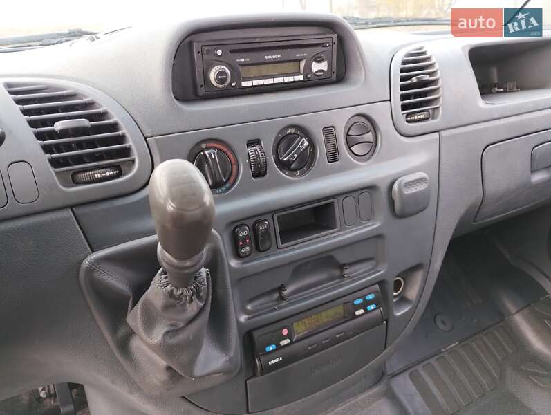 Вантажний фургон Mercedes-Benz Sprinter 2004 в Костопілі фото 27 Вантажний фургон Mercedes-Benz Sprinter 2004 в Костопілі