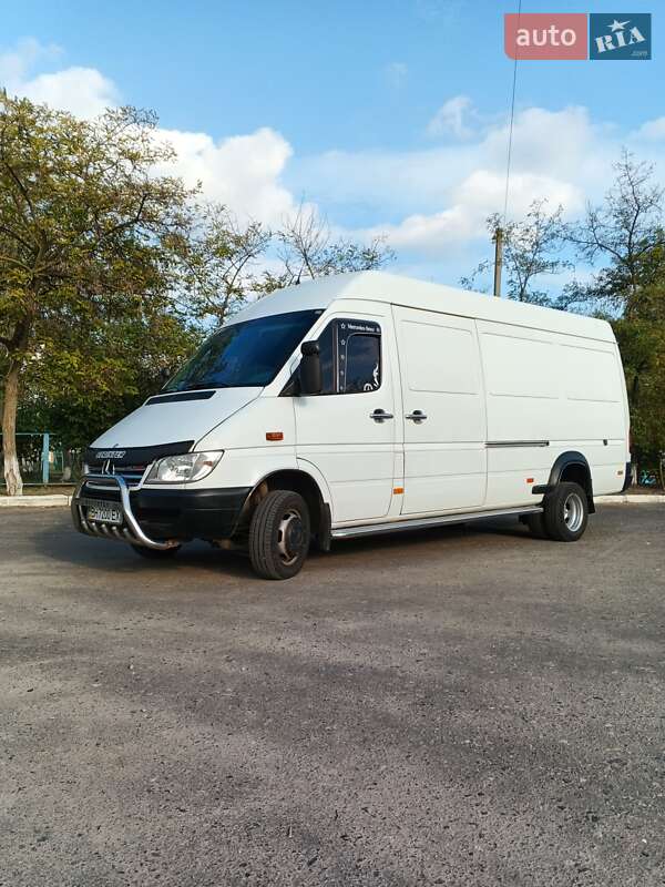 Вантажний фургон Mercedes-Benz Sprinter 2004 в Болграді фото Вантажний фургон Mercedes-Benz Sprinter 2004 в Болграді