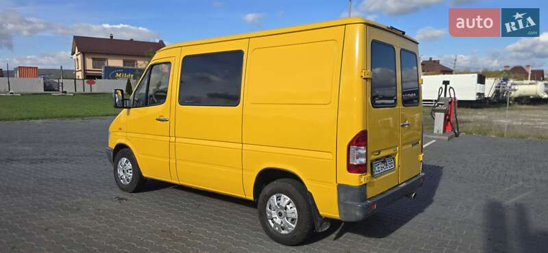 Вантажопасажирський фургон Mercedes-Benz Sprinter 1998 в Чернівцях