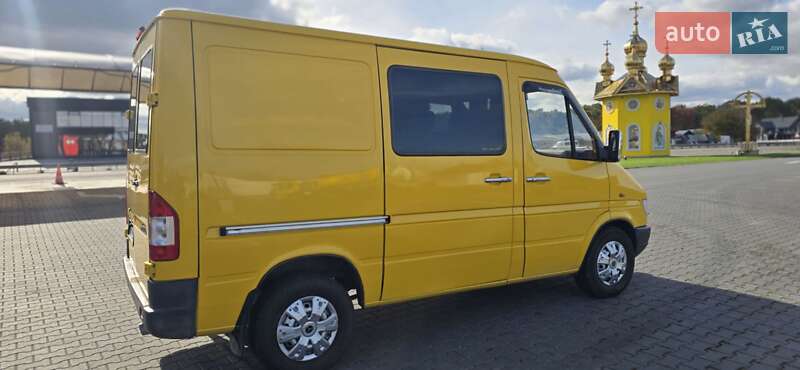 Вантажопасажирський фургон Mercedes-Benz Sprinter 1998 в Чернівцях