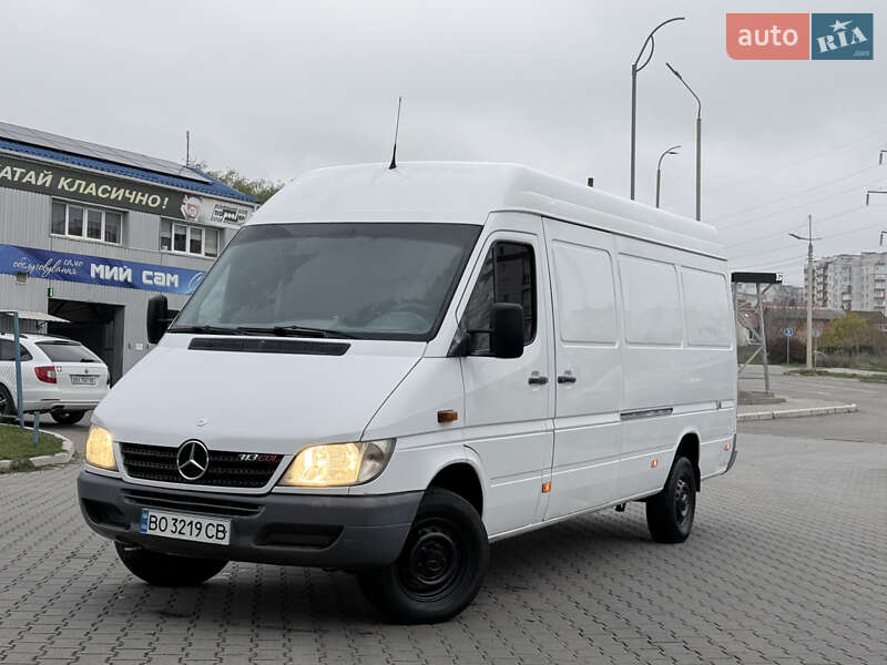 Mercedes-Benz Sprinter 2004 Mercedes-Benz Sprinter 2004