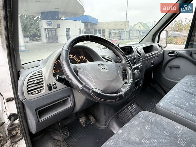 Грузовой фургон Mercedes-Benz Sprinter 2004 в Хмельницком фото 24 Грузовой фургон Mercedes-Benz Sprinter 2004 в Хмельницком