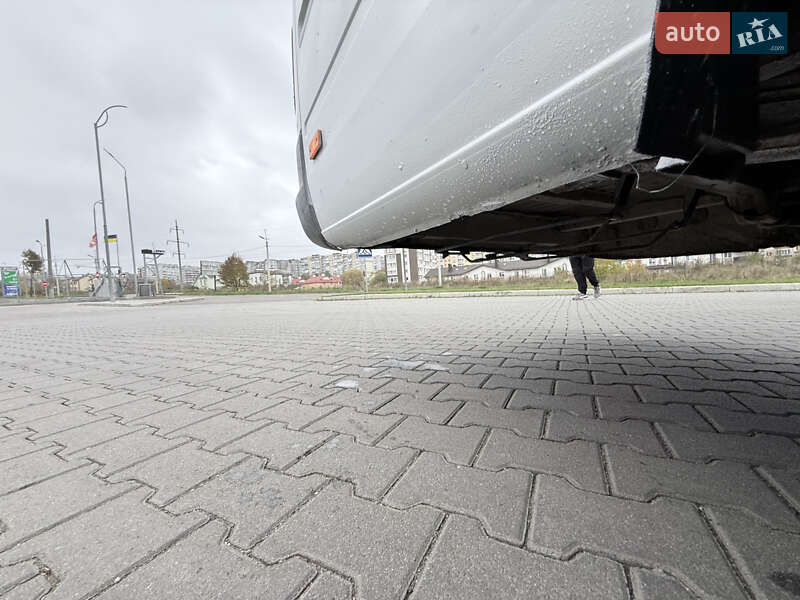 Грузовой фургон Mercedes-Benz Sprinter 2004 в Хмельницком фото 32 Грузовой фургон Mercedes-Benz Sprinter 2004 в Хмельницком