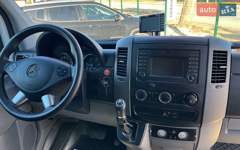 Вантажний фургон Mercedes-Benz Sprinter 2016 в Коломиї фото 17 Вантажний фургон Mercedes-Benz Sprinter 2016 в Коломиї