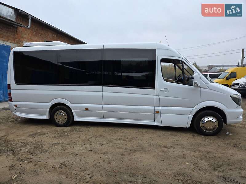 Туристичний / Міжміський автобус Mercedes-Benz Sprinter 2015 в Чернівцях