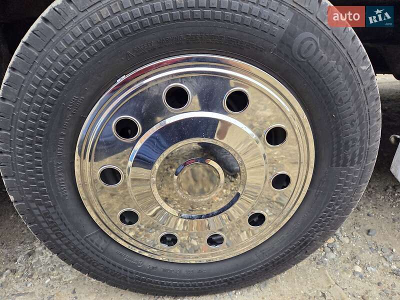 Туристичний / Міжміський автобус Mercedes-Benz Sprinter 2015 в Чернівцях