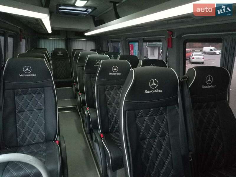 Туристичний / Міжміський автобус Mercedes-Benz Sprinter 2011 в Києві