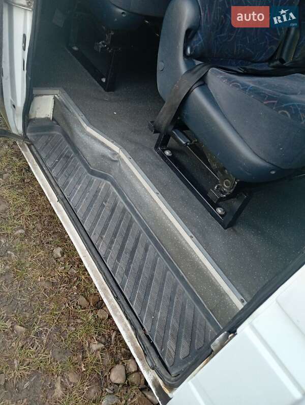 Микроавтобус Mercedes-Benz Sprinter 1996 в Калуше